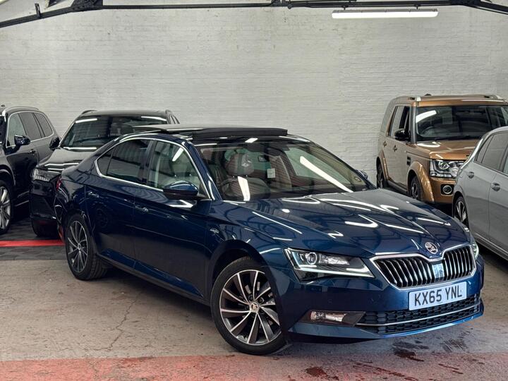 Skoda Superb 2.0 TDI Laurin & Klement Euro 6 (s/s) 5dr Skoda Superb 2.0 TDI Laurin & Klement Euro 6 (s/s) 5dr