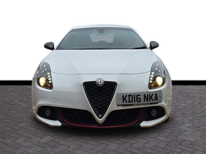 Alfa Romeo GIULIETTA 2.0 JTDM-2 Speciale Euro 6 (s/s) 5dr