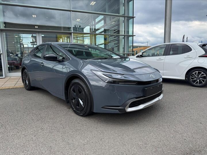 Toyota Prius 2.0 13.6kWh Excel CVT Euro 6 (s/s) 5dr