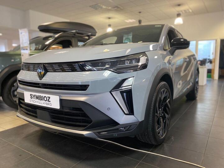 Renault Symbioz 1.8 E-TECH Iconic Esprit Alpine Auto Euro 6 (s/s) 5dr