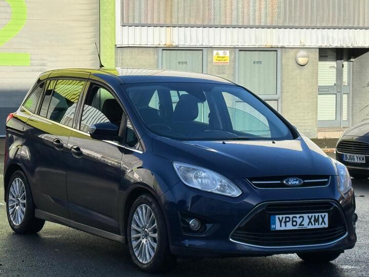Ford Grand C-Max 1.6 TDCi Titanium Euro 5 5dr Ford Grand C-Max 1.6 TDCi Titanium Euro 5 5dr