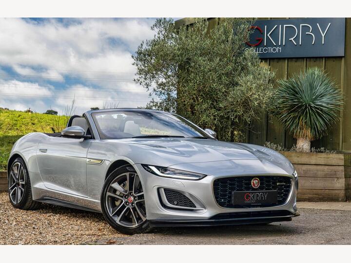 Jaguar F-TYPE 2.0i R-Dynamic Auto Euro 6 (s/s) 2dr Jaguar F-TYPE 2.0i R-Dynamic Auto Euro 6 (s/s) 2dr