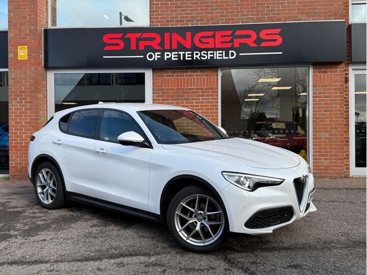 Alfa Romeo STELVIO 2.0T Milano Edizione Auto Q4 AWD Euro 6 (s/s) 5dr Alfa Romeo STELVIO 2.0T Milano Edizione Auto Q4 AWD Euro 6 (s/s) 5dr