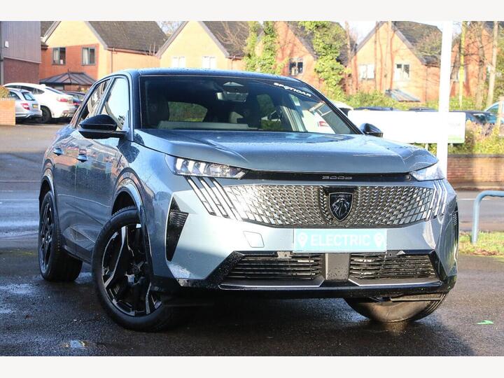 Peugeot E-3008 73kWh GT Auto 5dr