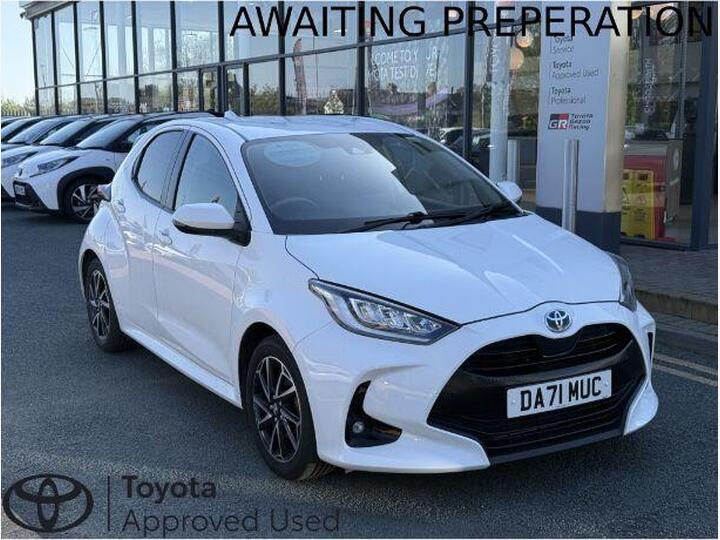 Toyota Yaris 1.5 VVT-h Design E-CVT Euro 6 (s/s) 5dr