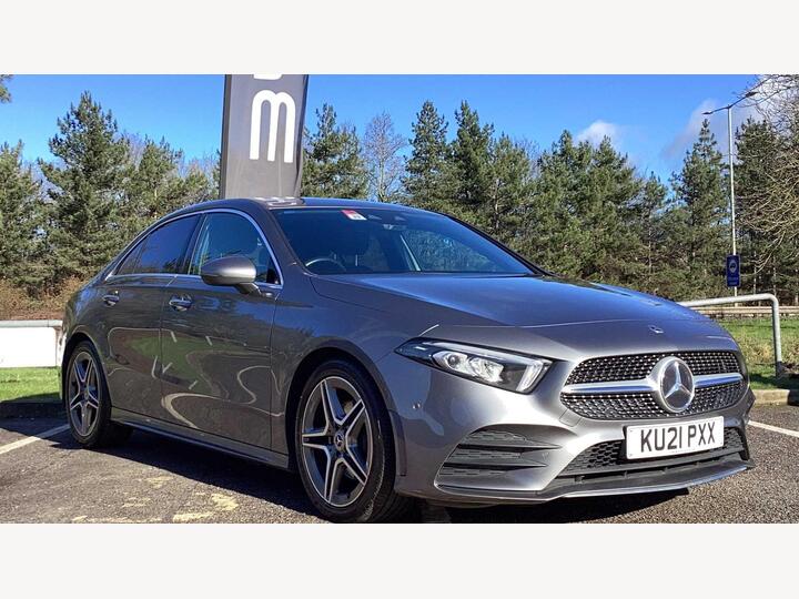 Mercedes-Benz A Class 2.0 A200d AMG Line (Premium 2) 8G-DCT Euro 6 (s/s) 4dr