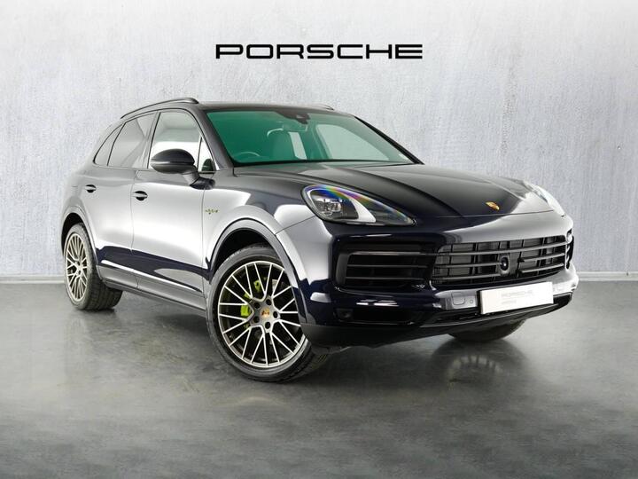 Porsche Cayenne 3.0 V6 E-Hybrid 17.9kWh Platinum Edition TiptronicS 4WD Euro 6 (s/s) 5dr (7.2kW Charger) Porsche Cayenne 3.0 V6 E-Hybrid 17.9kWh Platinum Edition TiptronicS 4WD Euro 6 (s/s) 5dr (7.2kW Charger)
