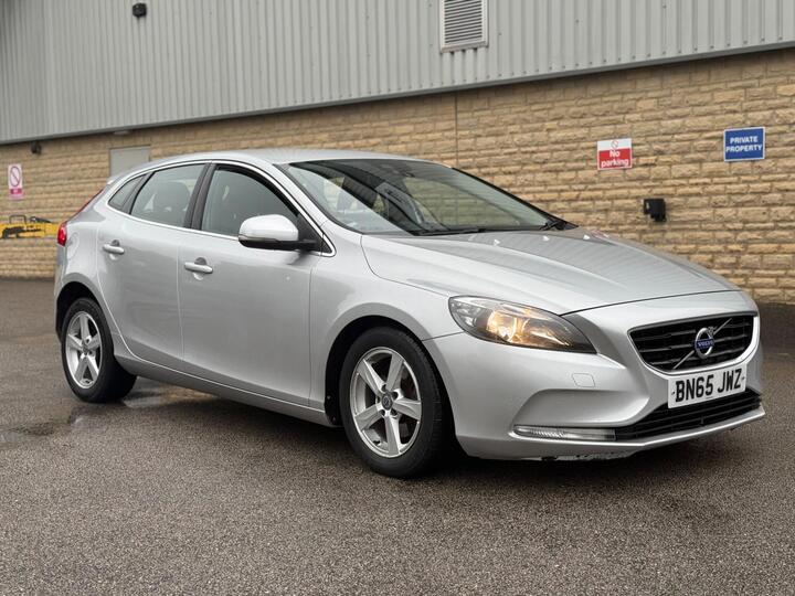 Volvo V40 2.0 D2 SE Nav Euro 6 (s/s) 5dr
