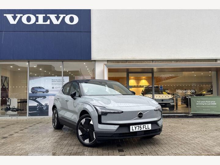 Volvo EX30 Single Motor Extended Range 69kWh Plus Auto 5dr