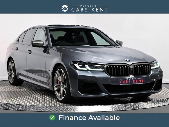 BMW 5 Series 4.4 M550i V8 Steptronic XDrive Euro 6 (s/s) 4dr