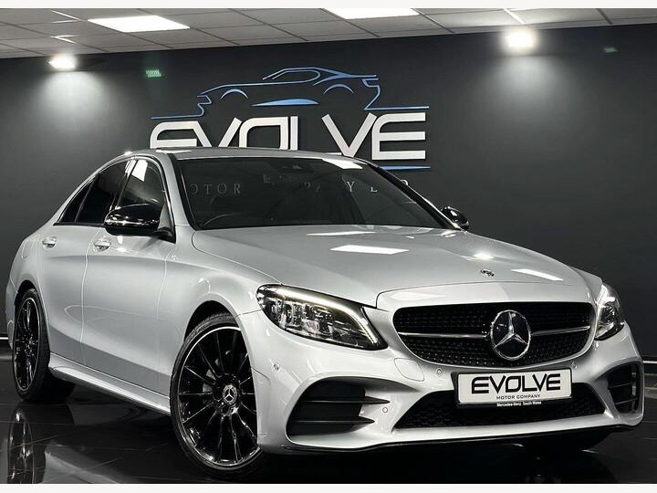 Mercedes-Benz C-CLASS 2.0 C220d AMG Line (Premium) G-Tronic+ Euro 6 (s/s) 4dr
