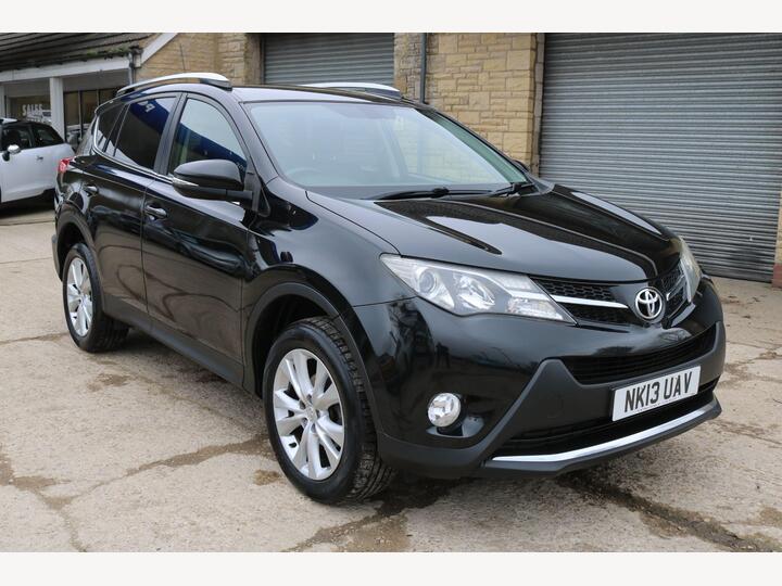 Toyota RAV4 2.2 D-CAT Invincible Auto 4WD Euro 5 5dr
