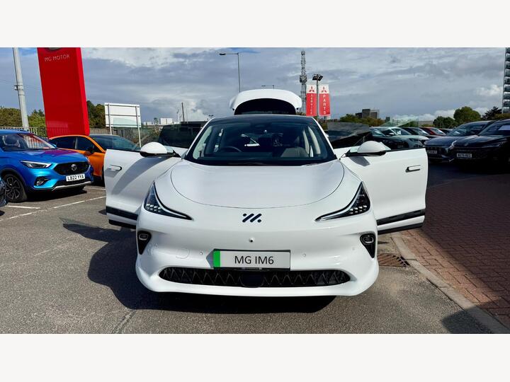 MG MG IM6 100kWh Launch Edition Auto 4WD 5dr