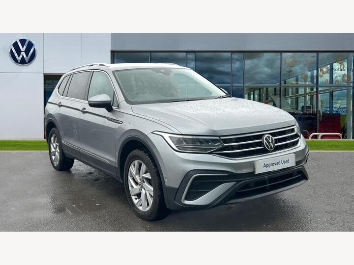 Volkswagen Tiguan Allspace 1.5 TSI Life DSG Euro 6 (s/s) 5dr Volkswagen Tiguan Allspace 1.5 TSI Life DSG Euro 6 (s/s) 5dr