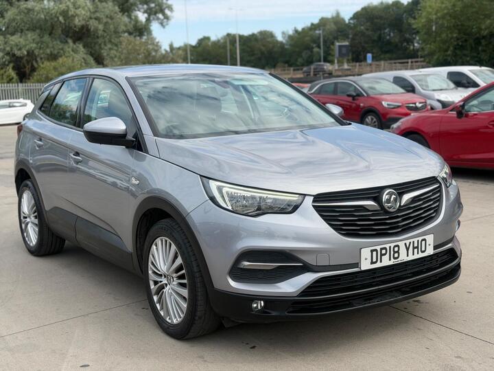 Vauxhall Grandland X 1.2 Turbo SE Euro 6 (s/s) 5dr