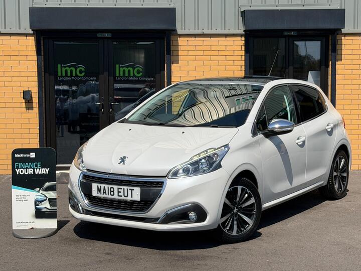 Peugeot 208 1.2 PureTech Allure Premium Euro 6 (s/s) 5dr
