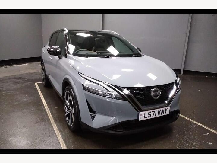 Nissan Qashqai 1.3 DIG-T MHEV Tekna+ XTRON Euro 6 (s/s) 5dr