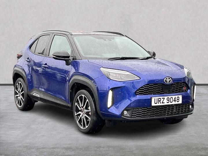 Toyota YARIS CROSS 1.5 VVT-h GR SPORT E-CVT Euro 6 (s/s) 5dr Toyota YARIS CROSS 1.5 VVT-h GR SPORT E-CVT Euro 6 (s/s) 5dr