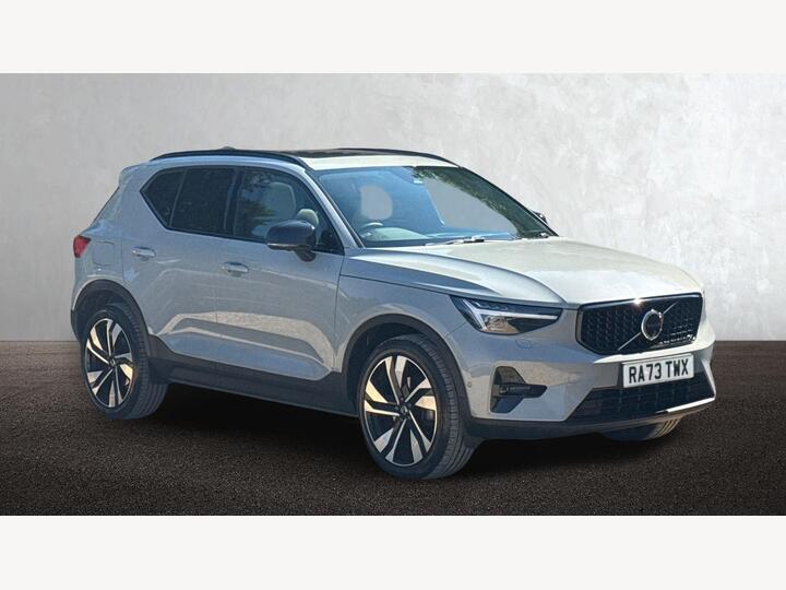 Volvo XC40 2.0 B3 MHEV Ultimate DCT Auto Euro 6 (s/s) 5dr