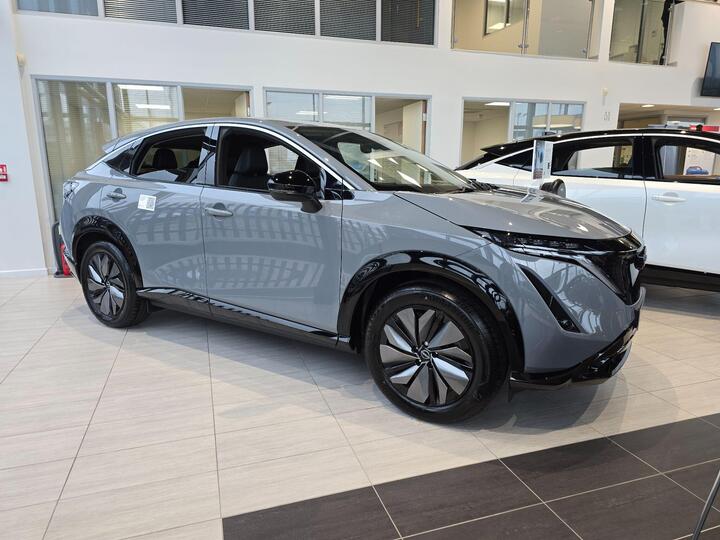 Nissan ARIYA 63kWh Advance Auto 5dr 7.4kW Charger