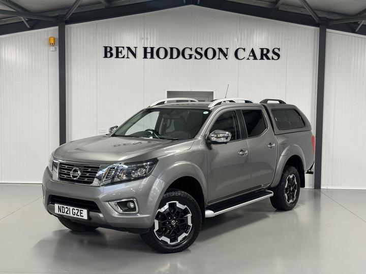 Nissan NAVARA 2.3 DCi Tekna Auto 4WD Euro 6 4dr