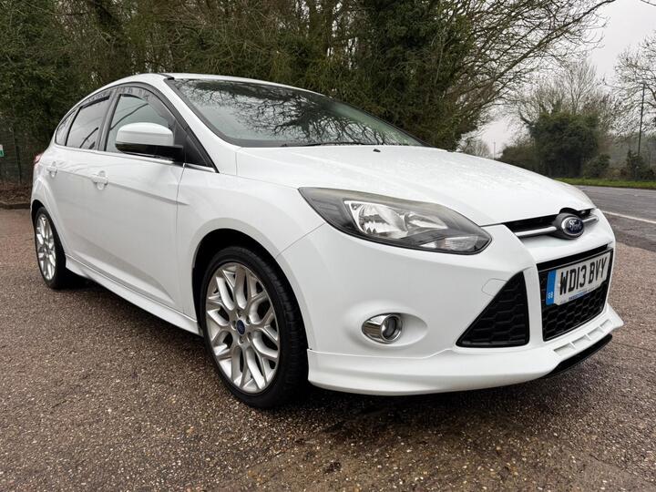 Ford Focus 1.0T EcoBoost Zetec S Euro 5 (s/s) 5dr