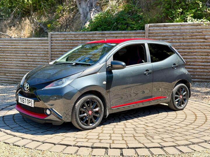 Toyota AYGO 1.0 VVT-i X-press X-shift Euro 6 5dr