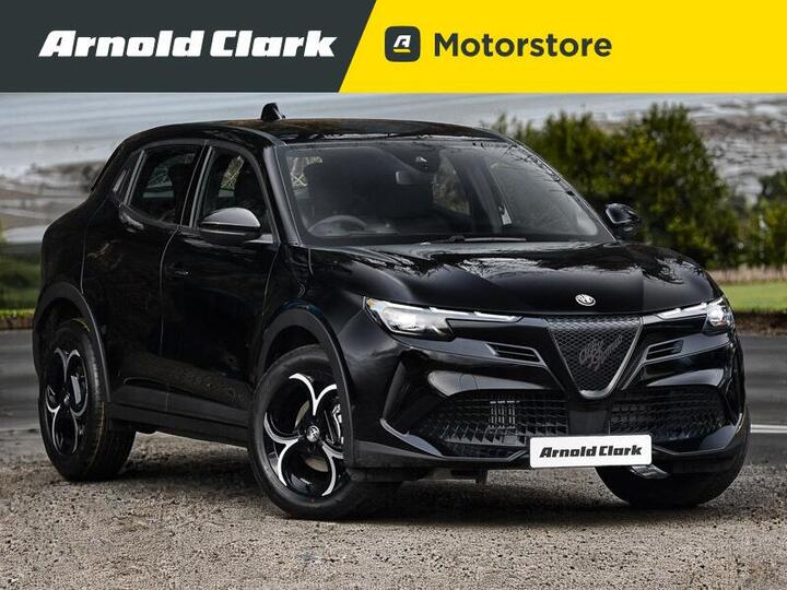 Alfa Romeo Junior 1.2 MHEV Ibrida E-DCT Euro 6 (s/s) 5dr