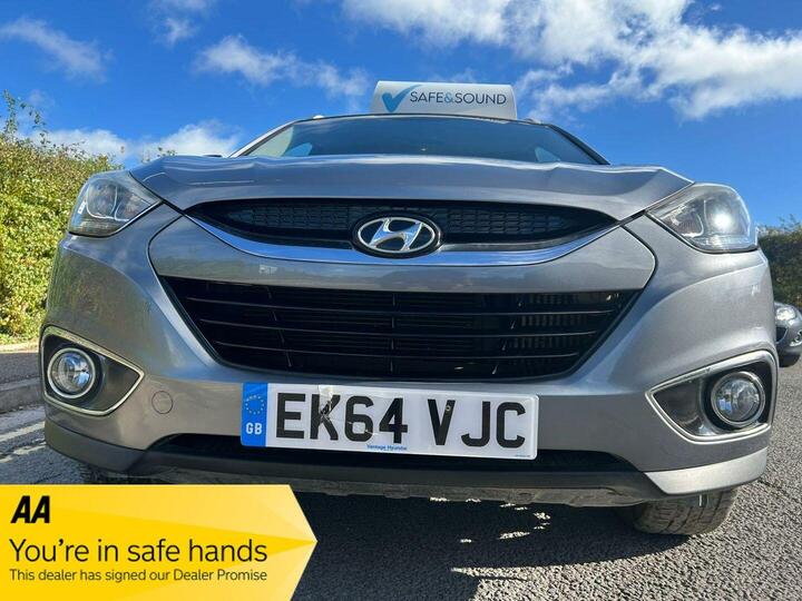 Hyundai Ix35 1.7 CRDi SE Euro 5 (s/s) 5dr (Nav) Hyundai Ix35 1.7 CRDi SE Euro 5 (s/s) 5dr (Nav)