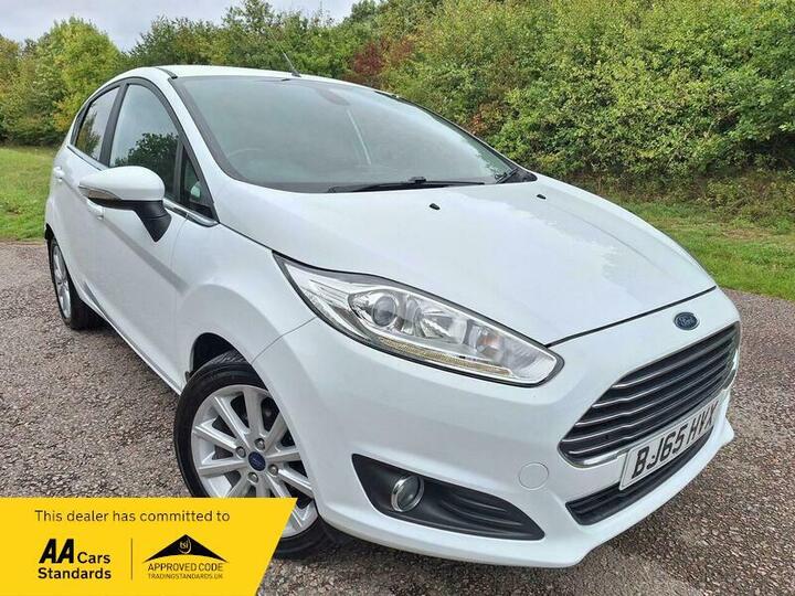 Ford Fiesta 1.0T EcoBoost Titanium Euro 6 (s/s) 5dr