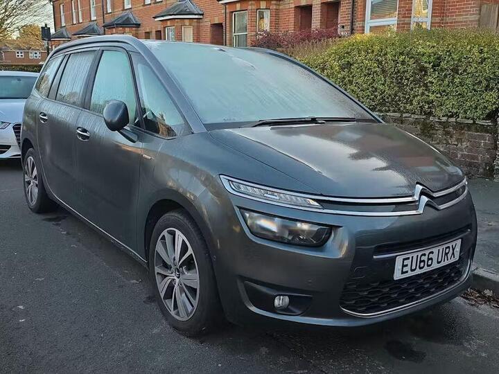 Citroen Grand C4 Picasso 1.6 BlueHDi Exclusive+ EAT6 Euro 6 (s/s) 5dr Citroen Grand C4 Picasso 1.6 BlueHDi Exclusive+ EAT6 Euro 6 (s/s) 5dr
