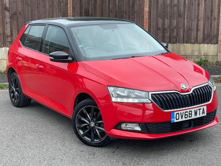 Skoda Fabia 1.0 Colour Edition Euro 6 (s/s) 5dr Skoda Fabia 1.0 Colour Edition Euro 6 (s/s) 5dr