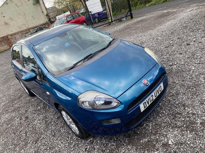 Fiat Punto 1.4 Easy Manual Euro 5 (s/s) 5dr