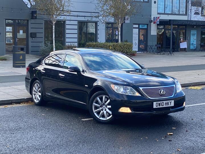 Lexus LS 5.0 600h V8 Saloon 4dr Petrol Hybrid CVT 4WD Euro 5 (s/s) (445 Ps)