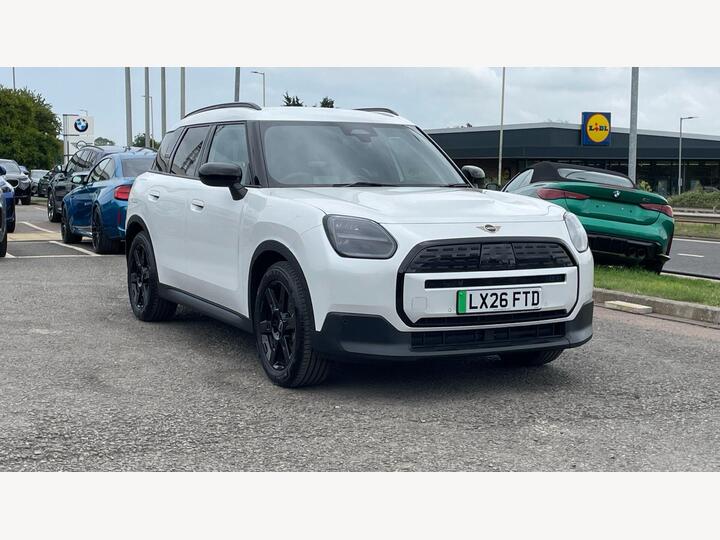 MINI Countryman E 66.5kWh Monochrome Auto 5dr MINI Countryman E 66.5kWh Monochrome Auto 5dr