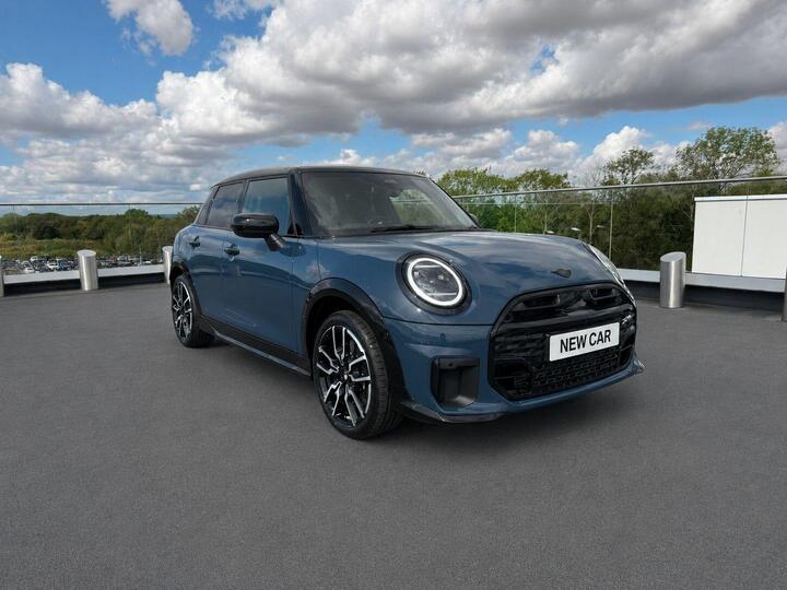 MINI Cooper 1.5C Sport Steptronic Euro 6 (s/s) 5dr