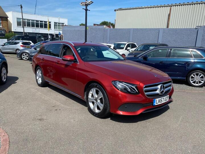 Mercedes-Benz E-CLASS 2.0 E220d SE G-Tronic+ Euro 6 (s/s) 5dr Mercedes-Benz E-CLASS 2.0 E220d SE G-Tronic+ Euro 6 (s/s) 5dr