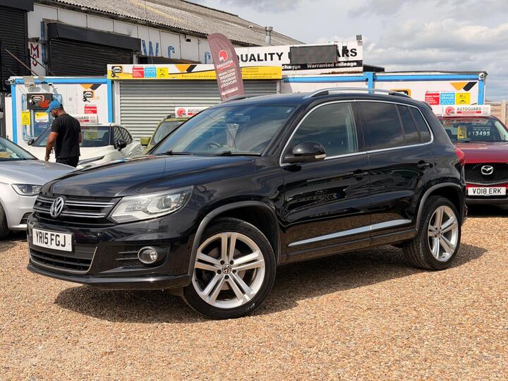 Volkswagen Tiguan 2.0 TDI BlueMotion Tech R-Line DSG 4WD Euro 5 (s/s) 5dr (Nav)