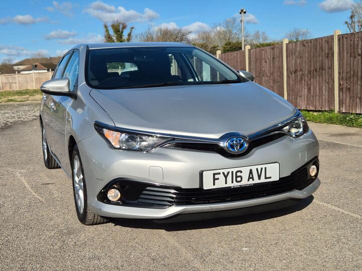 Toyota Auris 1.8 VVT-h Business Edition CVT Euro 6 (s/s) 5dr