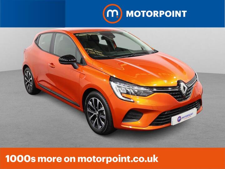 Renault Clio 1.6 E-TECH Evolution Auto Euro 6 (s/s) 5dr Renault Clio 1.6 E-TECH Evolution Auto Euro 6 (s/s) 5dr