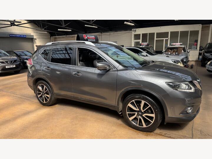 Nissan X-Trail 1.6 DCi Tekna XTRON Euro 6 (s/s) 5dr Nissan X-Trail 1.6 DCi Tekna XTRON Euro 6 (s/s) 5dr