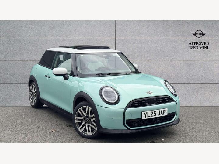 MINI Cooper 1.5C Classic Steptronic Euro 6 (s/s) 3dr