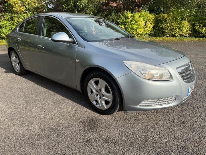 Vauxhall Insignia 1.8 16V Exclusiv Euro 5 5dr
