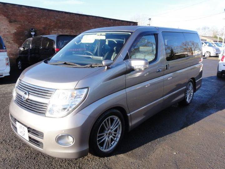 Nissan Elgrand HIGHWAY STAR 2.5  BIMTA CERTIFIED