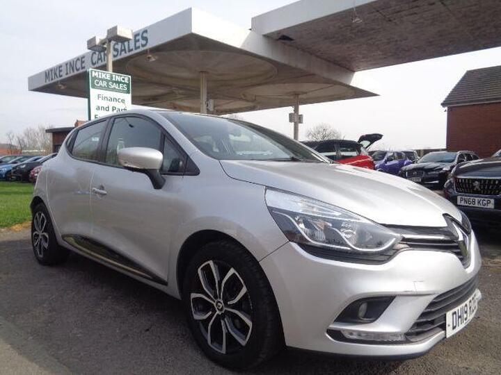 Renault CLIO 0.9 TCe Play Euro 6 (s/s) 5dr