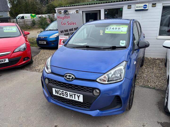 Hyundai I10 1.0 Play Euro 6 5dr Hyundai I10 1.0 Play Euro 6 5dr