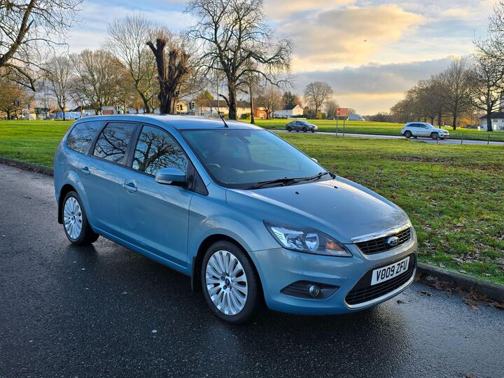 Ford Focus 1.6 TDCi DPF Titanium 5dr