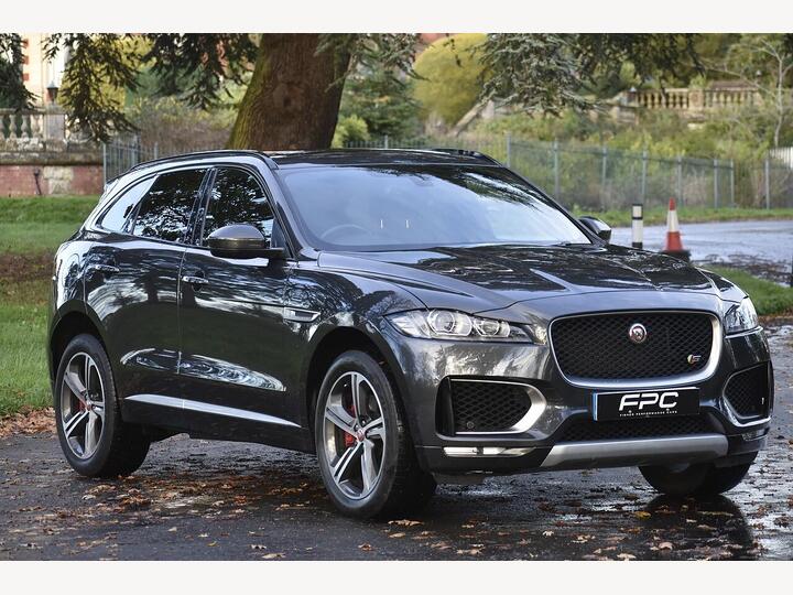 Jaguar F-PACE 3.0 D300 V6 S Auto AWD Euro 6 (s/s) 5dr