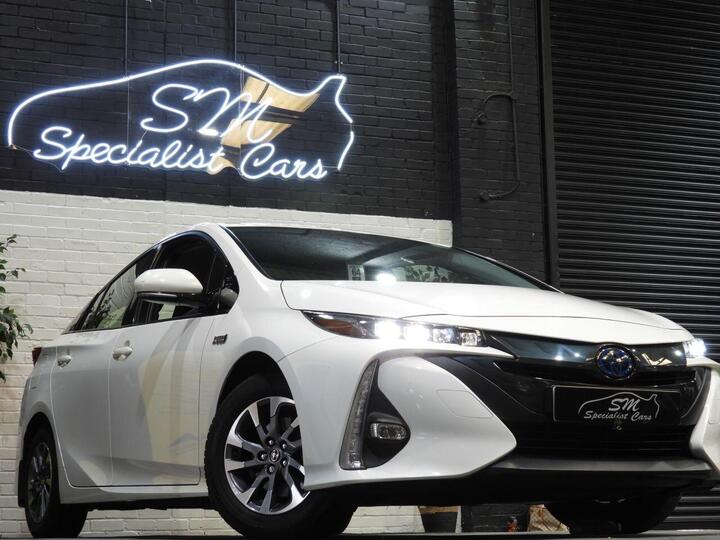 Toyota PRIUS 1.8 VVT 8.8kWh Business Edition Plus CVT Euro 6 (s/s) 5dr