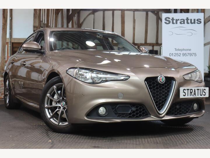 Alfa Romeo Giulia 2.0T Super Auto Euro 6 (s/s) 4dr